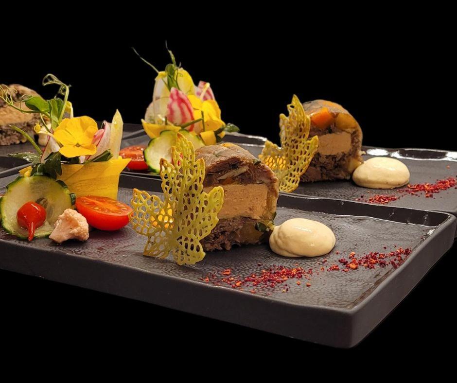 Reves Gourmands, Hotellerie & Gastronomie Vernayaz Экстерьер фото
