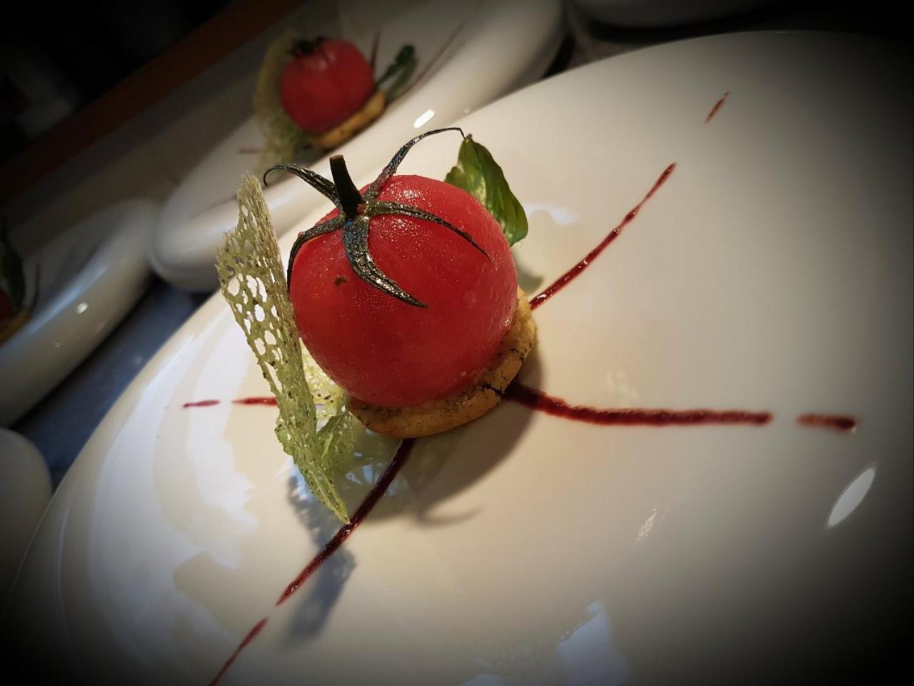 Reves Gourmands, Hotellerie & Gastronomie Vernayaz Экстерьер фото